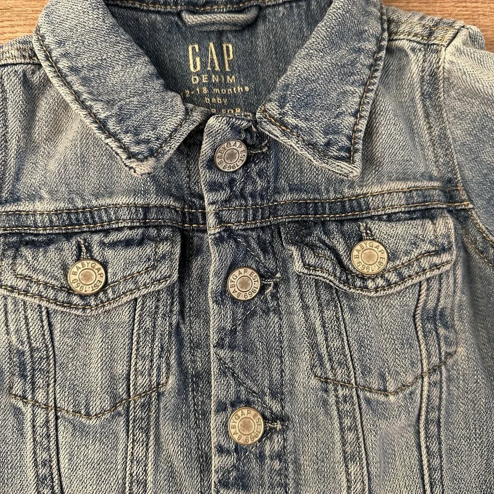 Baby GAP Denim Jacket Toddler Light Wash Classic Jean Jacket
